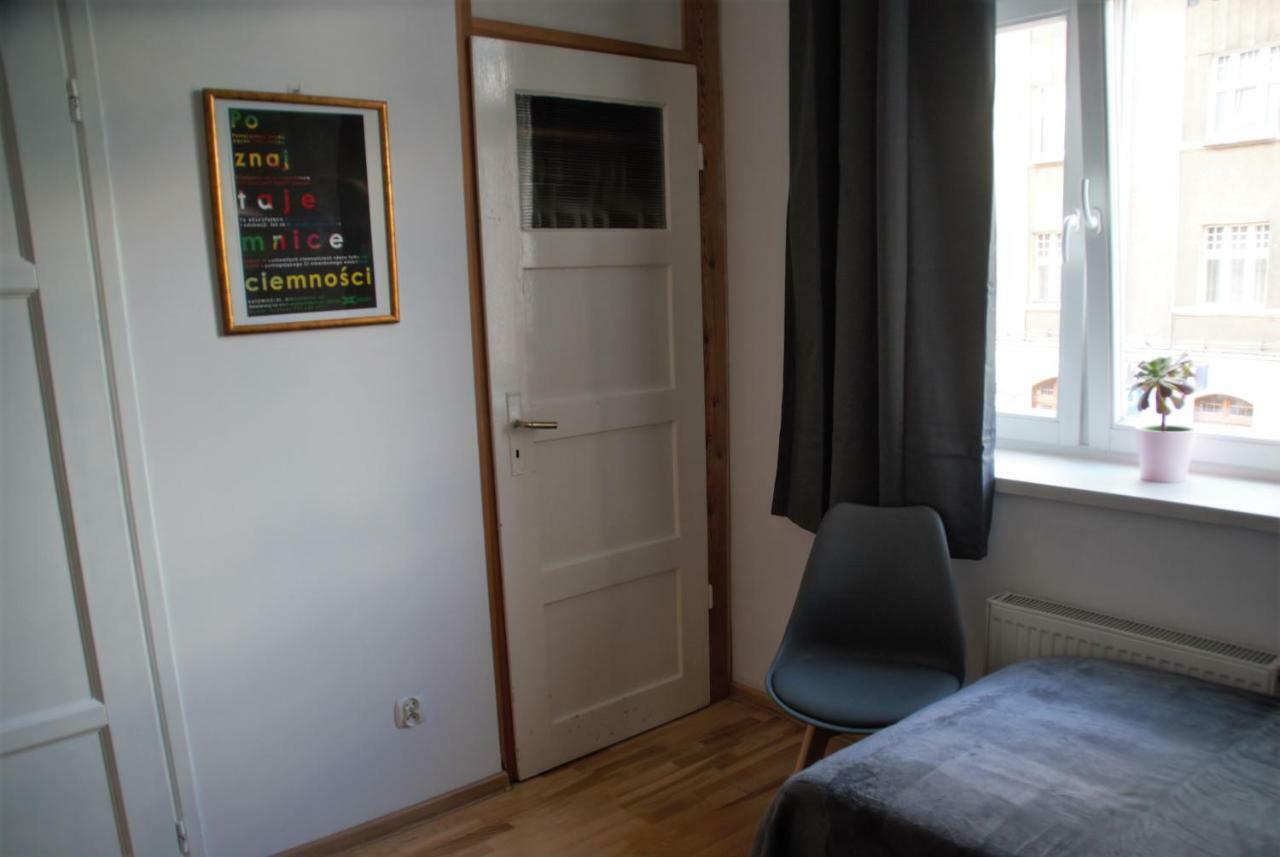 Wazne Miejsce Apartment คาโตวีตเซ ภายนอก รูปภาพ